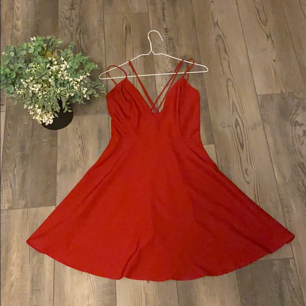 NWOT- Red V-Neck sleeveless dress with V-Straps